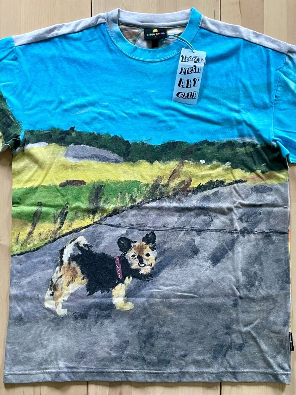Teddy Fresh Unisex Art Club Collaboration Yorkie Outside T-Shirt size Small NWT